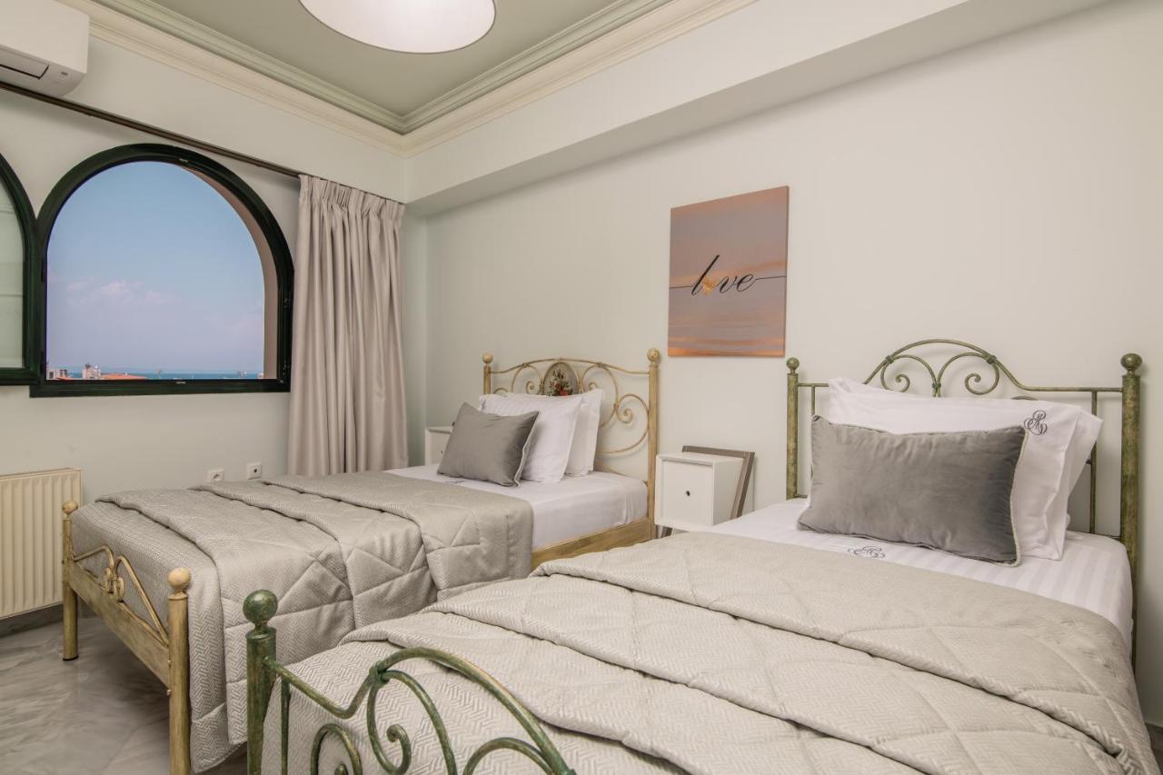 Exanimo Luxury Apartments Zakynthos Town Ngoại thất bức ảnh