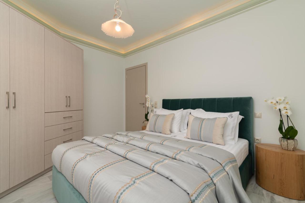 Exanimo Luxury Apartments Zakynthos Town Ngoại thất bức ảnh